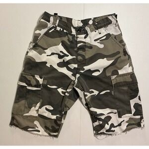 VTG Military Gray Camo Cargo Shorts Adjustable Waist Distressed Raw Hem Sz‎ 28